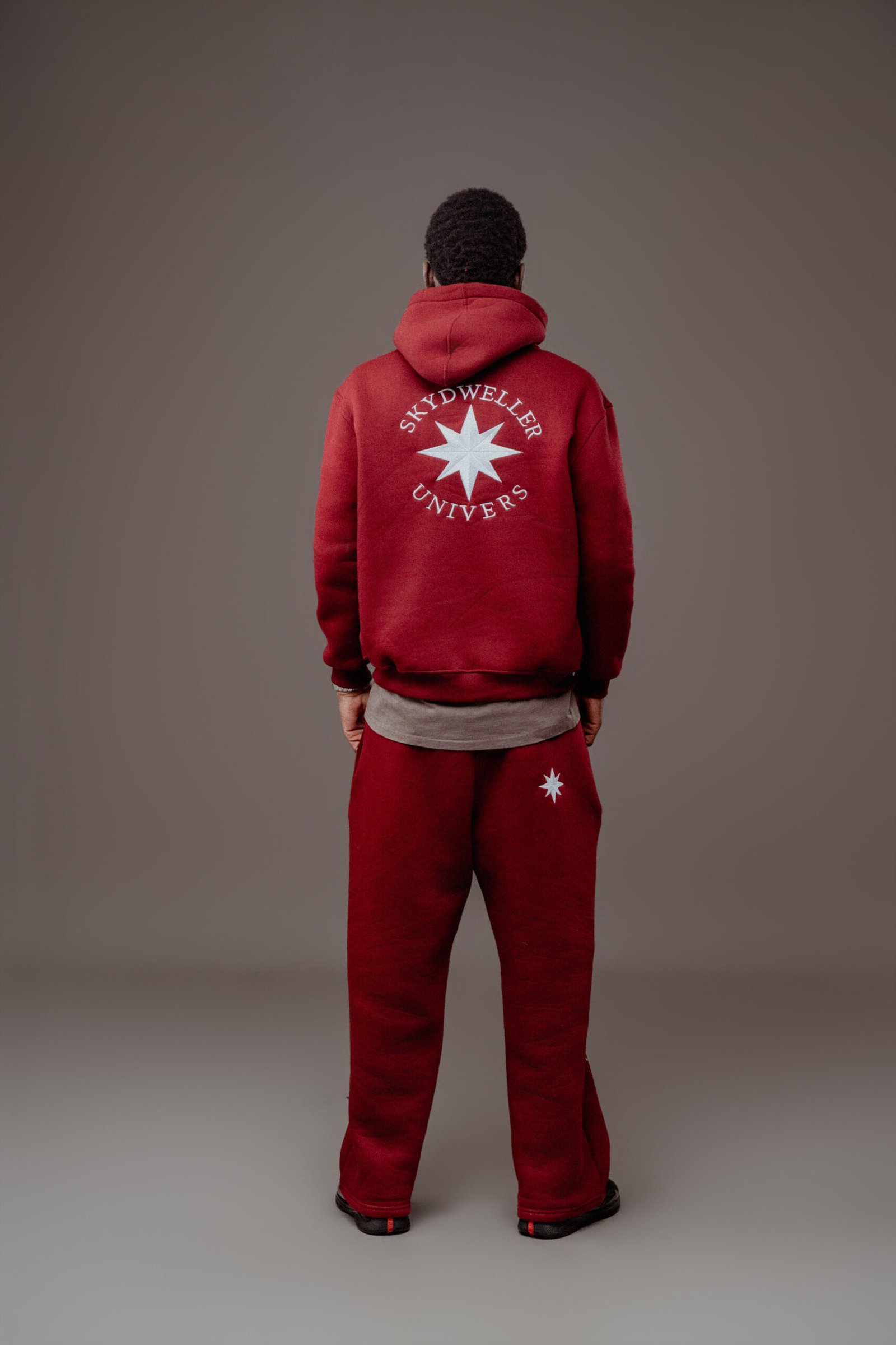 Red Contrast Set - Image 2